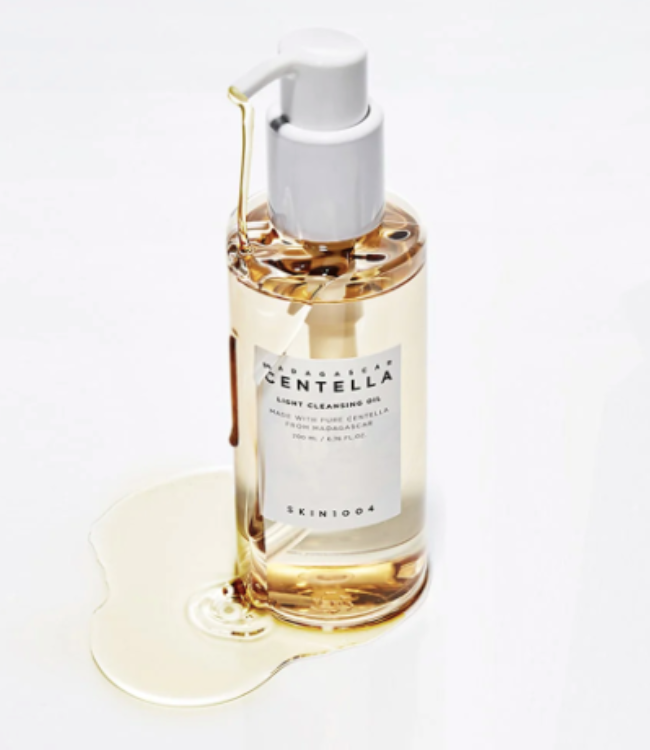Madagascar Centella Light Cleansing Oil - SKIN 1004